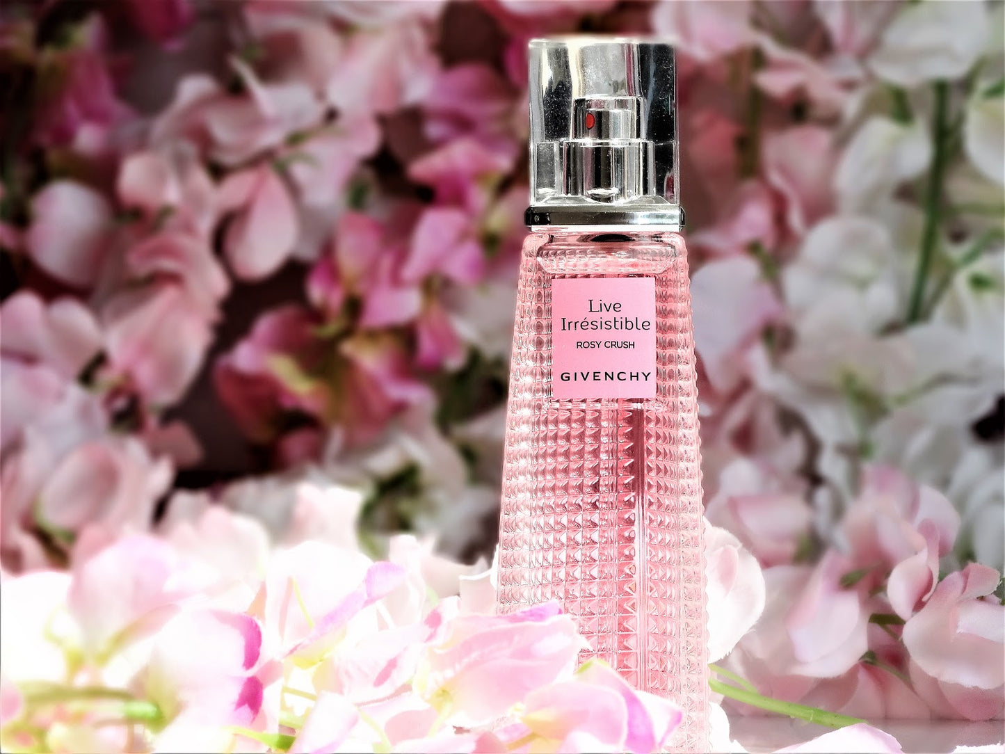 Live Irresistible Rosy Crush EDP Florale For Women - Perfume Planet